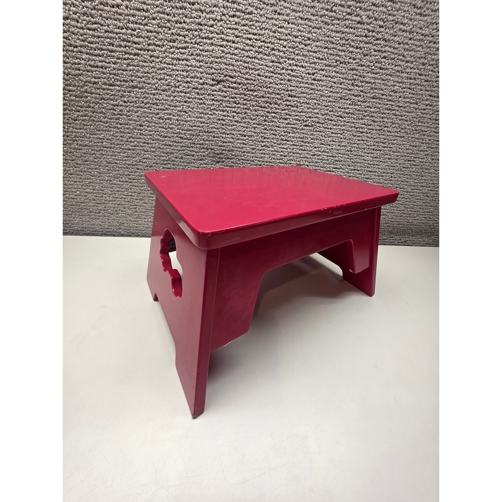 Circo Red Wooden Step Stool Kids‎ Car Cutout Bathroom Bedroom Playroom Furniture